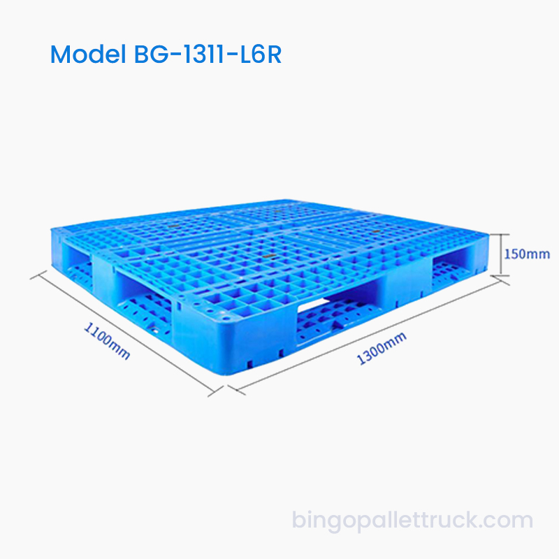倉庫での乱暴な取り扱い向けに構築された耐衝撃性 1300x1100mm プラスチック パレット
